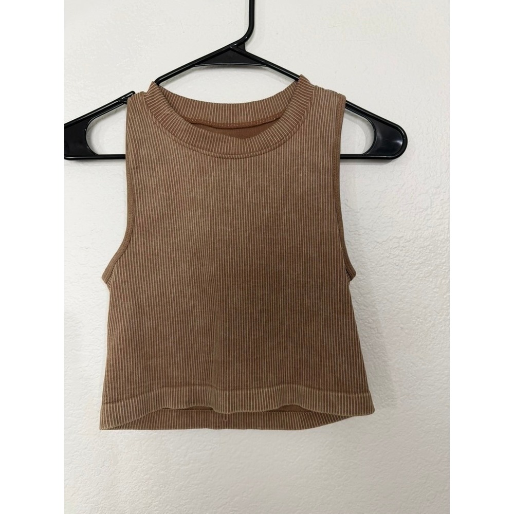 OQQ Womens Ribbed Seamless Crop Tank Top Brown Acid Wash Athletic Yoga Size M